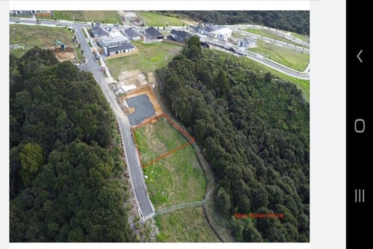 Photo of property in 5 Libertia Lane, Orewa, 0931