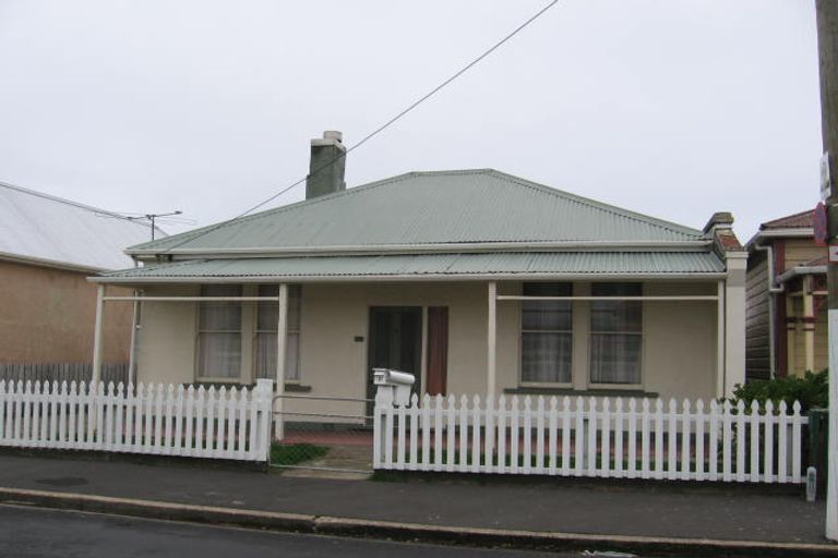 Photo of property in 157 Oxford Street, South Dunedin, Dunedin, 9012