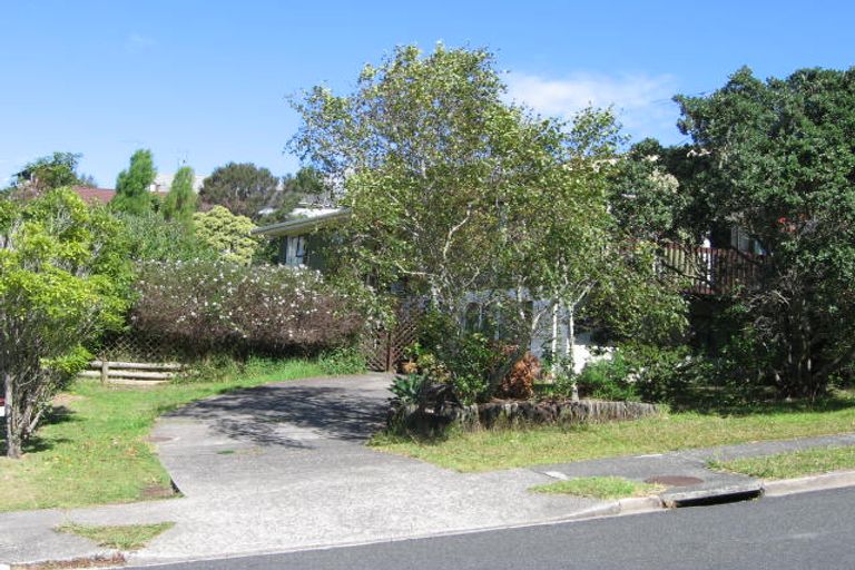 Photo of property in 87 Langana Avenue, Browns Bay, Auckland, 0630