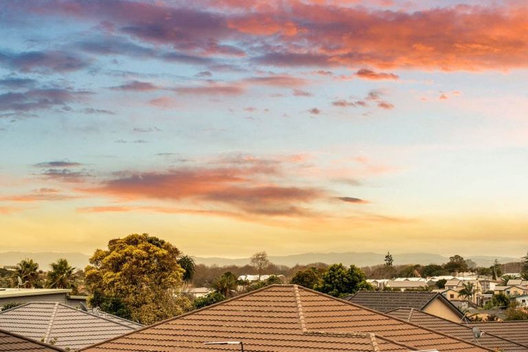 Photo of property in 20 Otaimako Place, Mangere, Auckland, 2022