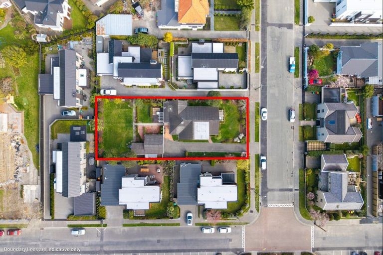 Photo of property in 20 Roa Road, Fendalton, Christchurch, 8041