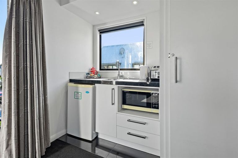 Photo of property in 4i Aubrey Street, Akaroa, 7520