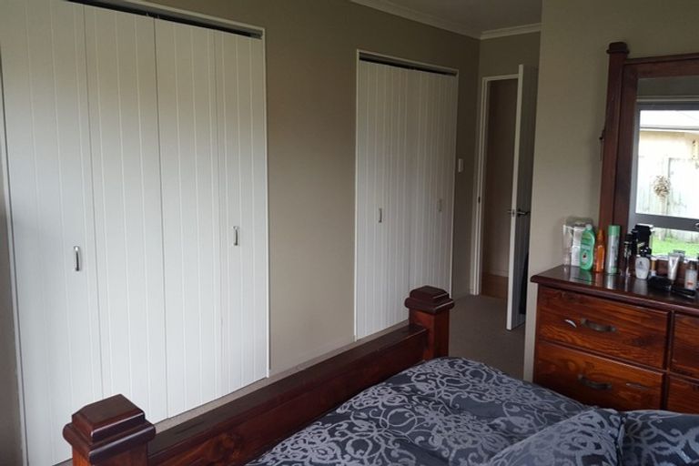 Photo of property in 73 Reading Street, Greytown, 5712