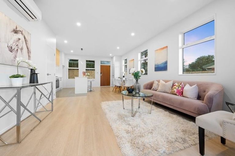 Photo of property in 33 Whautapu Court, Avondale, 1026