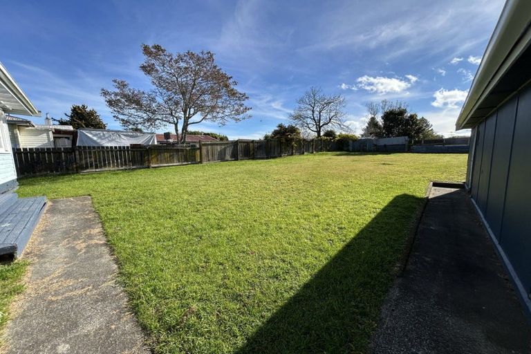 Photo of property in 14 Hawick Street, Tokoroa, 3420