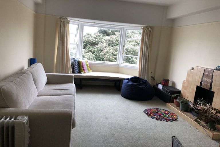 Photo of property in 82 Majoribanks Street, Mount Victoria, Wellington, 6011