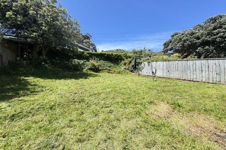 Photo of property in 85 Tiber Street, Island Bay, Wellington, 6023