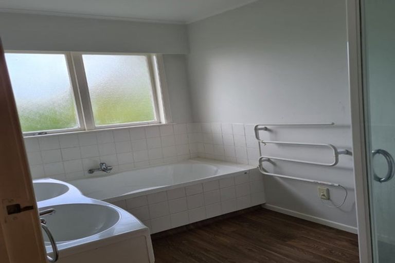 Photo of property in 89 Tirohanga Road, Tirohanga, Lower Hutt, 5010