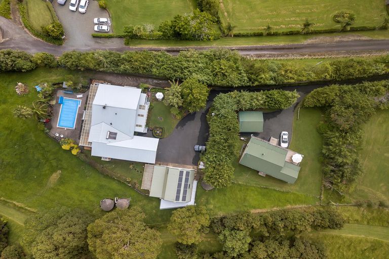 Photo of property in 355 Ridge Road, Paremoremo, Albany, 0793