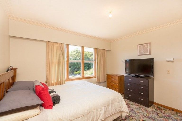 Photo of property in 87d Pioneer Road, Moturoa, New Plymouth, 4310