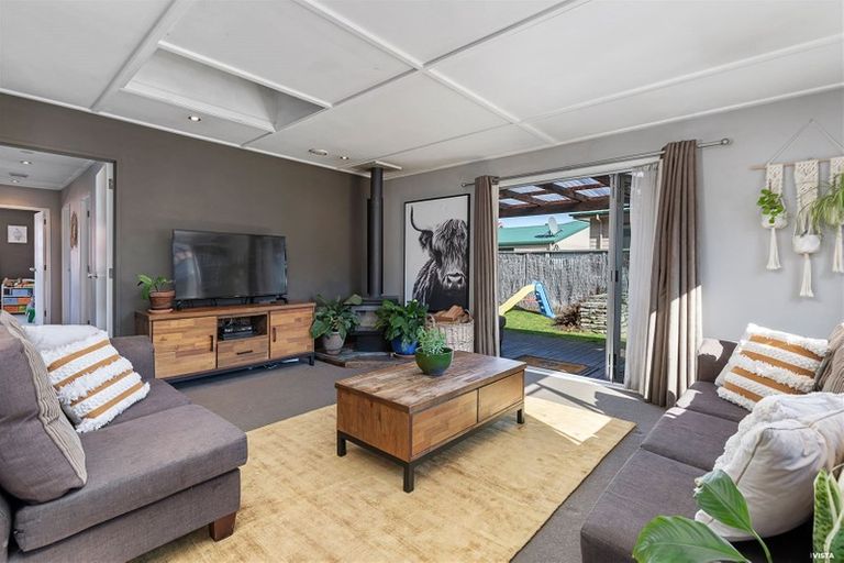 Photo of property in 16 Daveys Place, Arrowtown, 9302