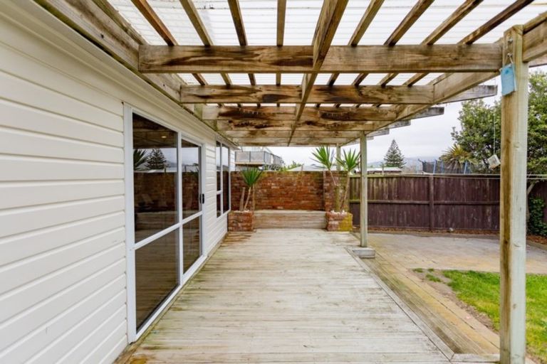 Photo of property in 464 Marine Parade, South New Brighton, Christchurch, 8062