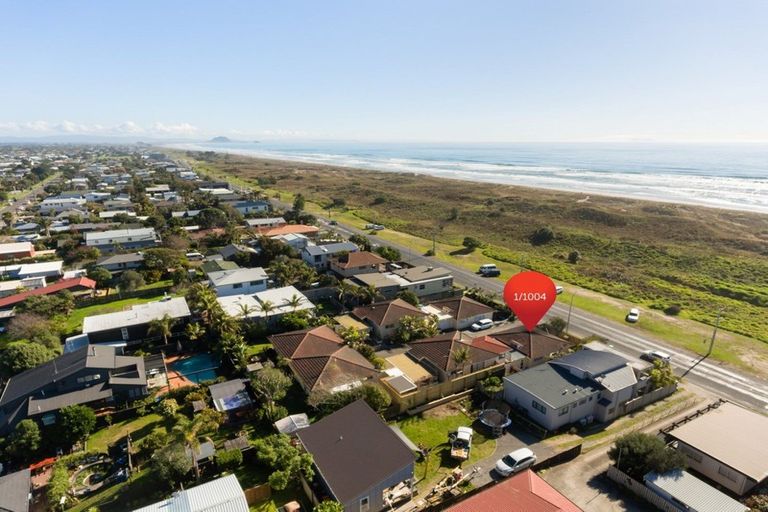 Photo of property in 1/1004 Papamoa Beach Road, Papamoa Beach, Papamoa, 3118