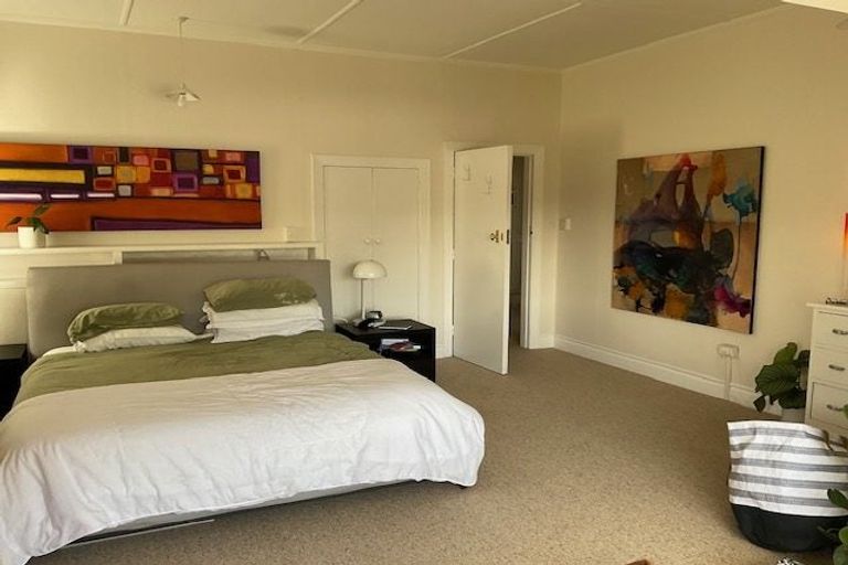 Photo of property in 14 Selwyn Terrace, Thorndon, Wellington, 6011