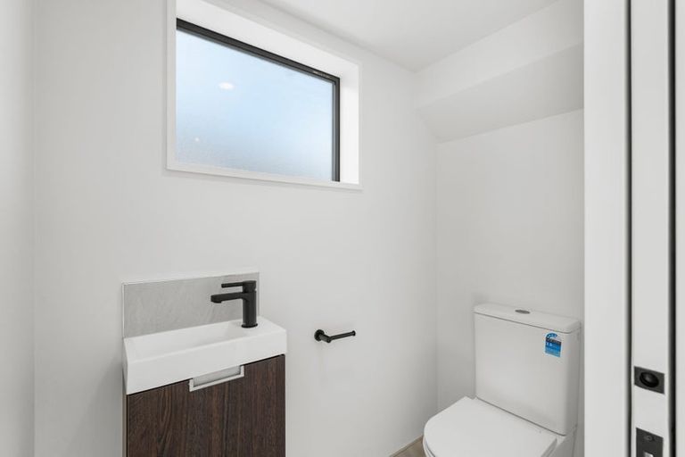 Photo of property in 1/18 Rutherford Street, Woolston, Christchurch, 8023