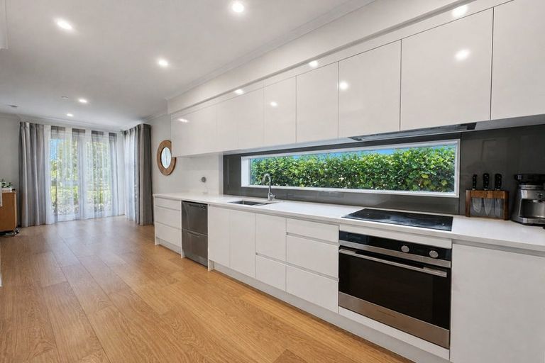 Photo of property in 11 Walter Merton Road, Hobsonville, Auckland, 0616