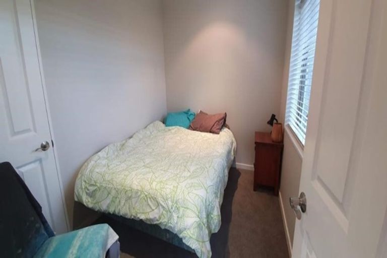 Photo of property in 1b Staffordshire Street, Burwood, Christchurch, 8083