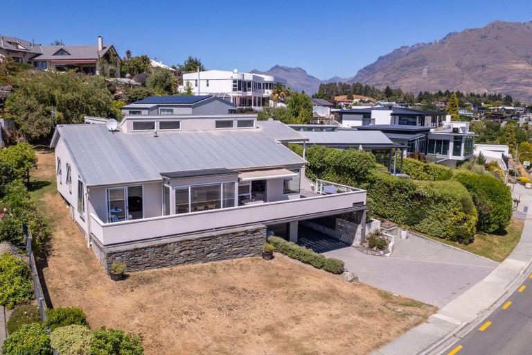 Photo of property in 446 Peninsula Road, Kelvin Heights, Queenstown, 9300