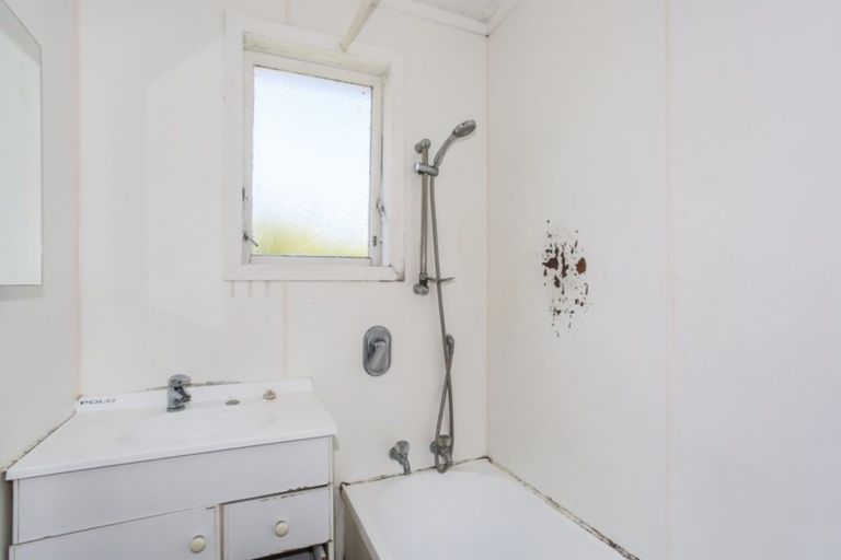 Photo of property in 30 President Avenue, Papakura, 2110