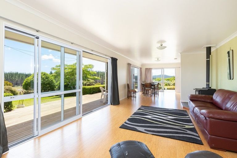 Photo of property in 127b Oruawharo Road, Topuni, Wellsford, 0975