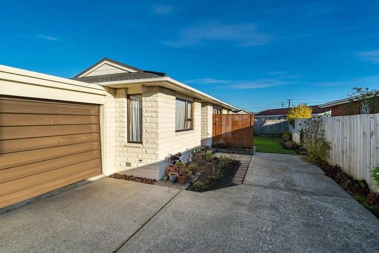Photo of property in 12b Queens Drive, Saint Kilda, Dunedin, 9012