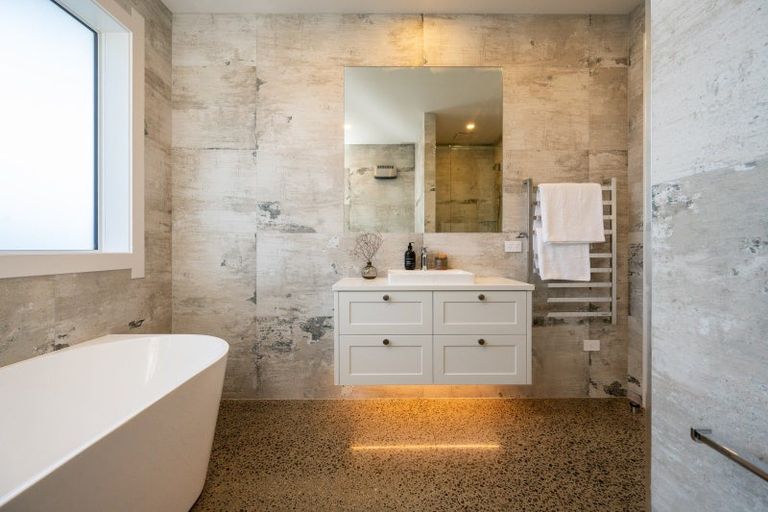 Photo of property in 4 Gage Lane, Havelock North, 4130