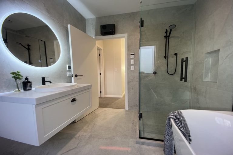 Photo of property in 30 Rosslands Avenue, Karaka, 2124