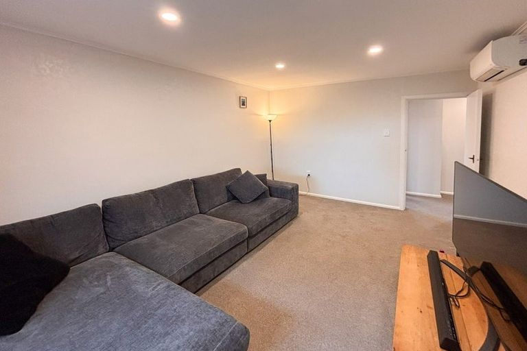 Photo of property in 2/16 Oxley Avenue, St Albans, Christchurch, 8014