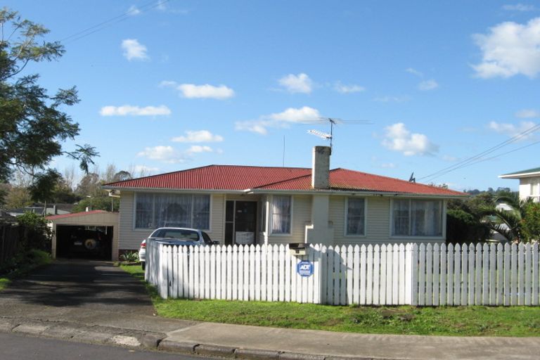Photo of property in 5 Leonard Place, Otara, Auckland, 2023