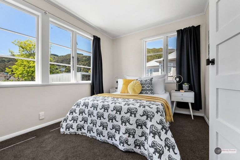 Photo of property in 74 Judd Crescent, Naenae, Lower Hutt, 5011