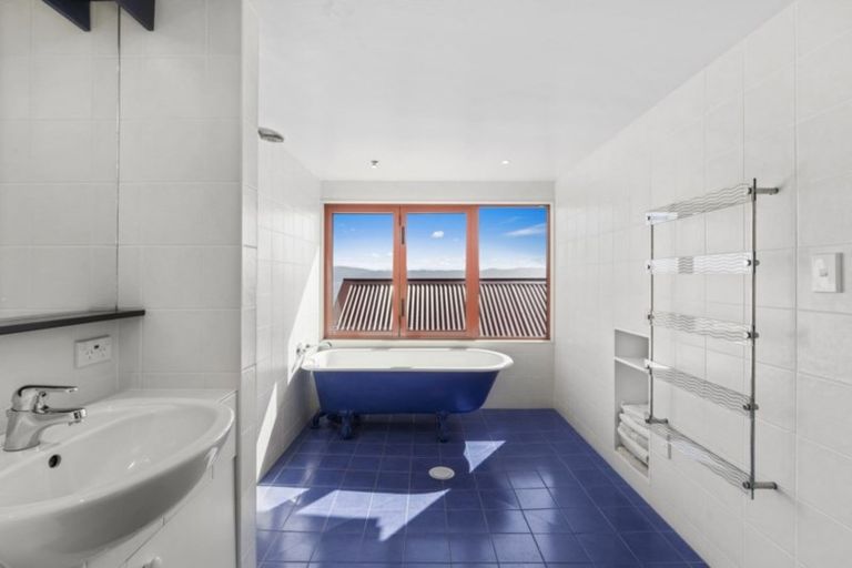 Photo of property in 64 Ferry Road, Days Bay, Lower Hutt, 5013