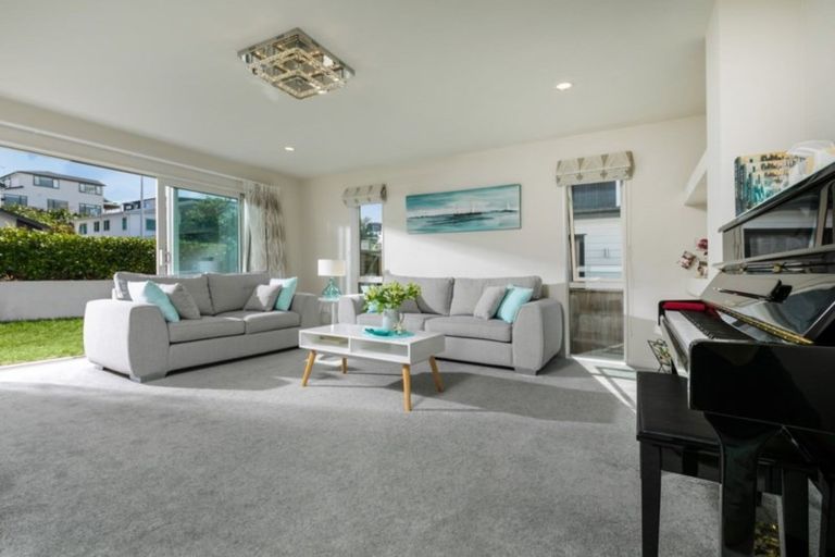 Photo of property in 48 Remuremu Street, Long Bay, Auckland, 0630