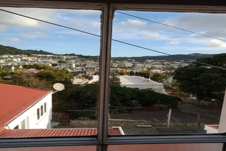 Photo of property in 5 Claremont Grove, Mount Victoria, Wellington, 6011