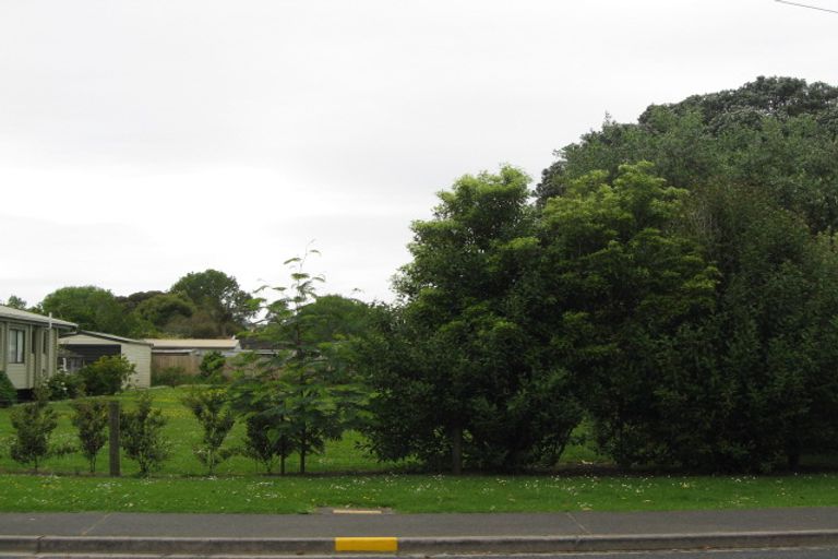 Photo of property in 103 Ladies Mile, Manly, Whangaparaoa, 0930