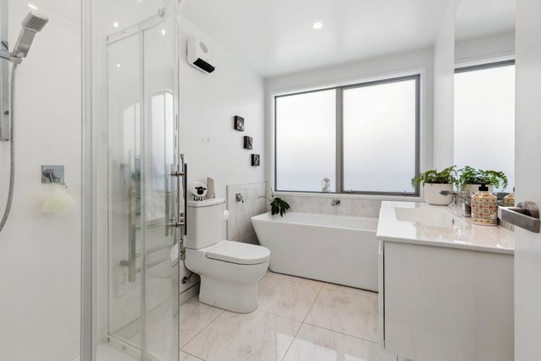 Photo of property in 31 Saint Pauls Drive, Brookfield, Tauranga, 3110