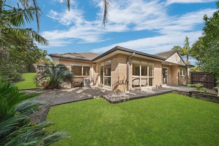 Photo of property in 6 Luna Place, Henderson, Auckland, 0612