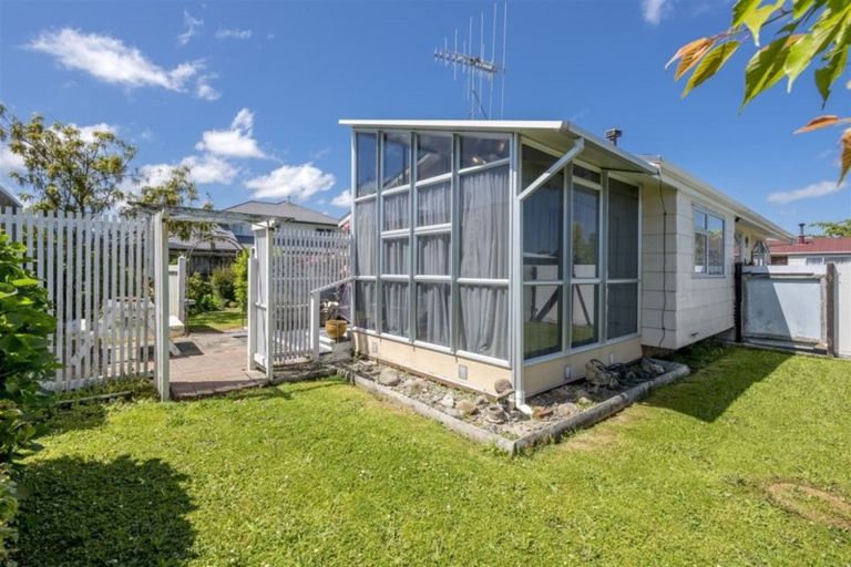 Photo of property in 32a Rimu Street, Levin, 5510