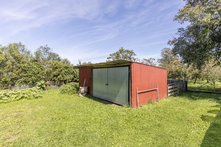 Photo of property in 5 Buckland Street, Tikokino, Waipawa, 4273