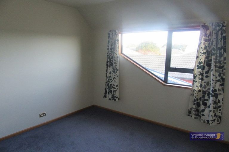 Photo of property in 122a Maidstone Road, Ilam, Christchurch, 8041