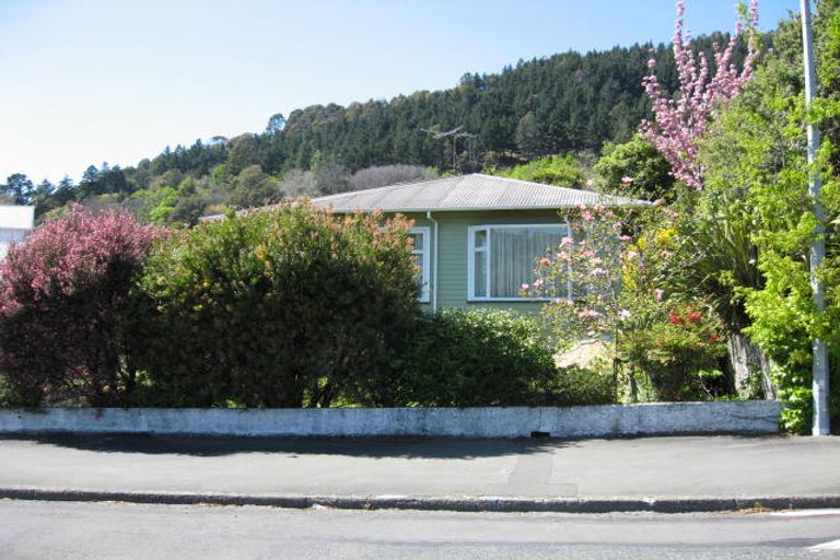 Photo of property in 3 Ngatiawa Street, Nelson South, Nelson, 7010