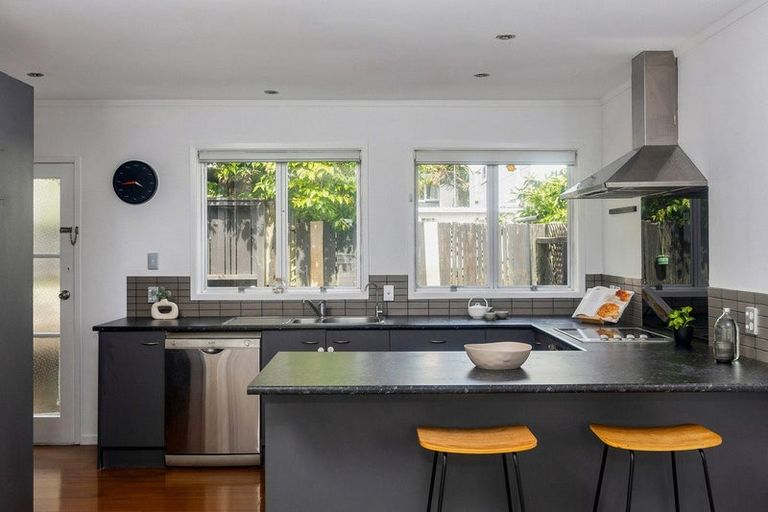 Photo of property in 3/3 Patterson Street, Sandringham, Auckland, 1041