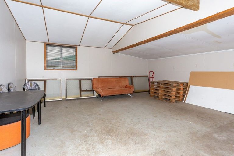 Photo of property in 32 Gloag Street, Waverley, 4510