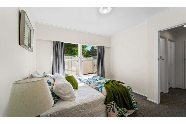 Photo of property in 2/53 Richards Avenue, Forrest Hill, Auckland, 0620