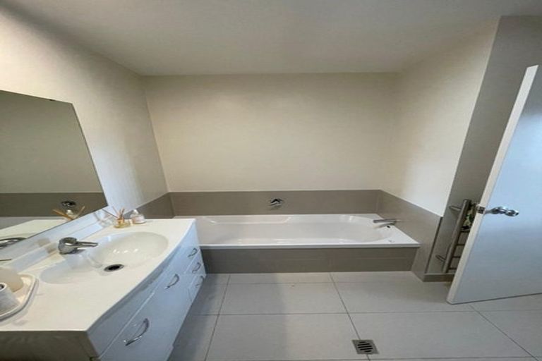 Photo of property in 34e Arawa Street, New Lynn, Auckland, 0600