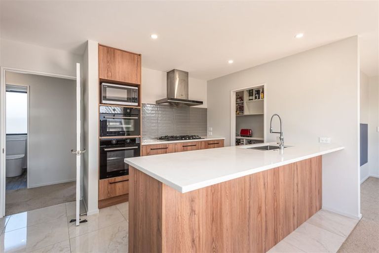 Photo of property in 17 Conailus Street, Halswell, Christchurch, 8025