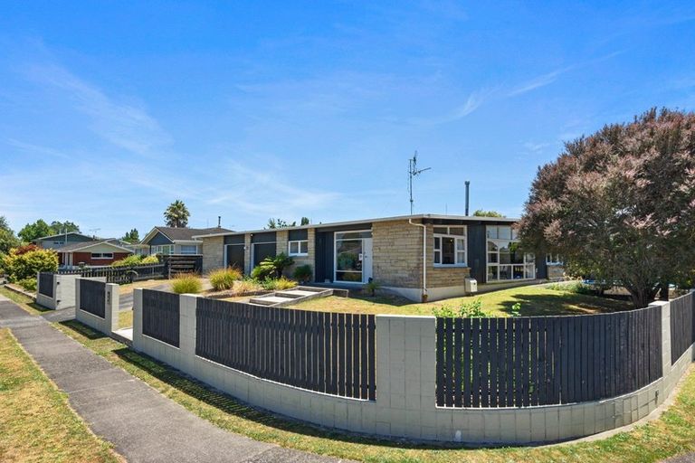 Photo of property in 11 Hillary Street, Chedworth, Hamilton, 3210