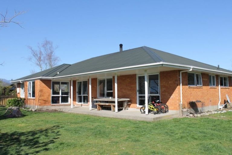 Photo of property in 23 Kew Road, Westport, 7825