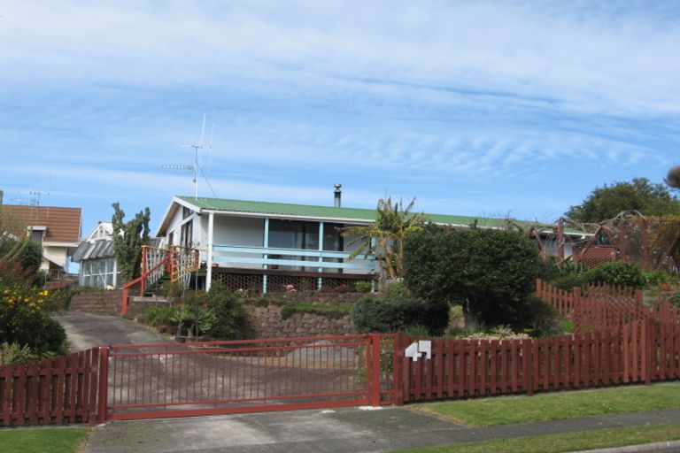 Photo of property in 49 Corinna Street, Welcome Bay, Tauranga, 3112