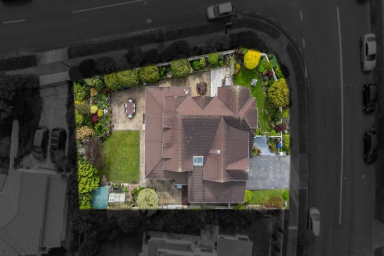 Photo of property in 158 Westchester Drive, Churton Park, Wellington, 6037