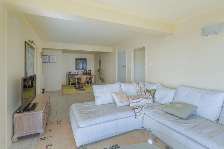 Photo of property in 39 Motuhoa Road, Tairua, 3508